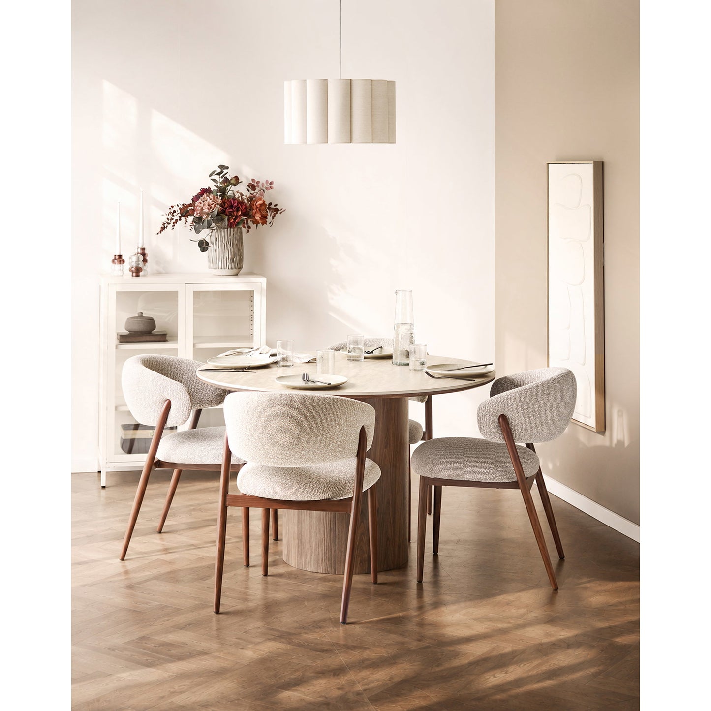 Victoria Embossed Beige Wall Decoration, No. 2 — 60 × 120 cm