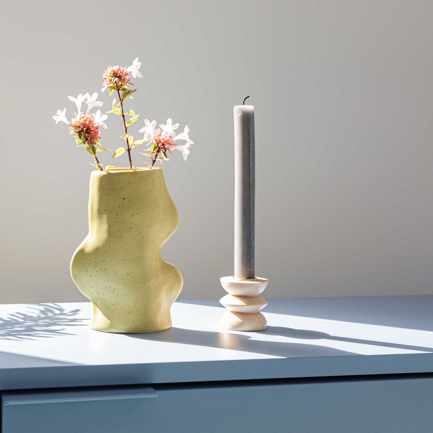 Vaso cerâmico Fluxo Verde Pistácio — design moderno