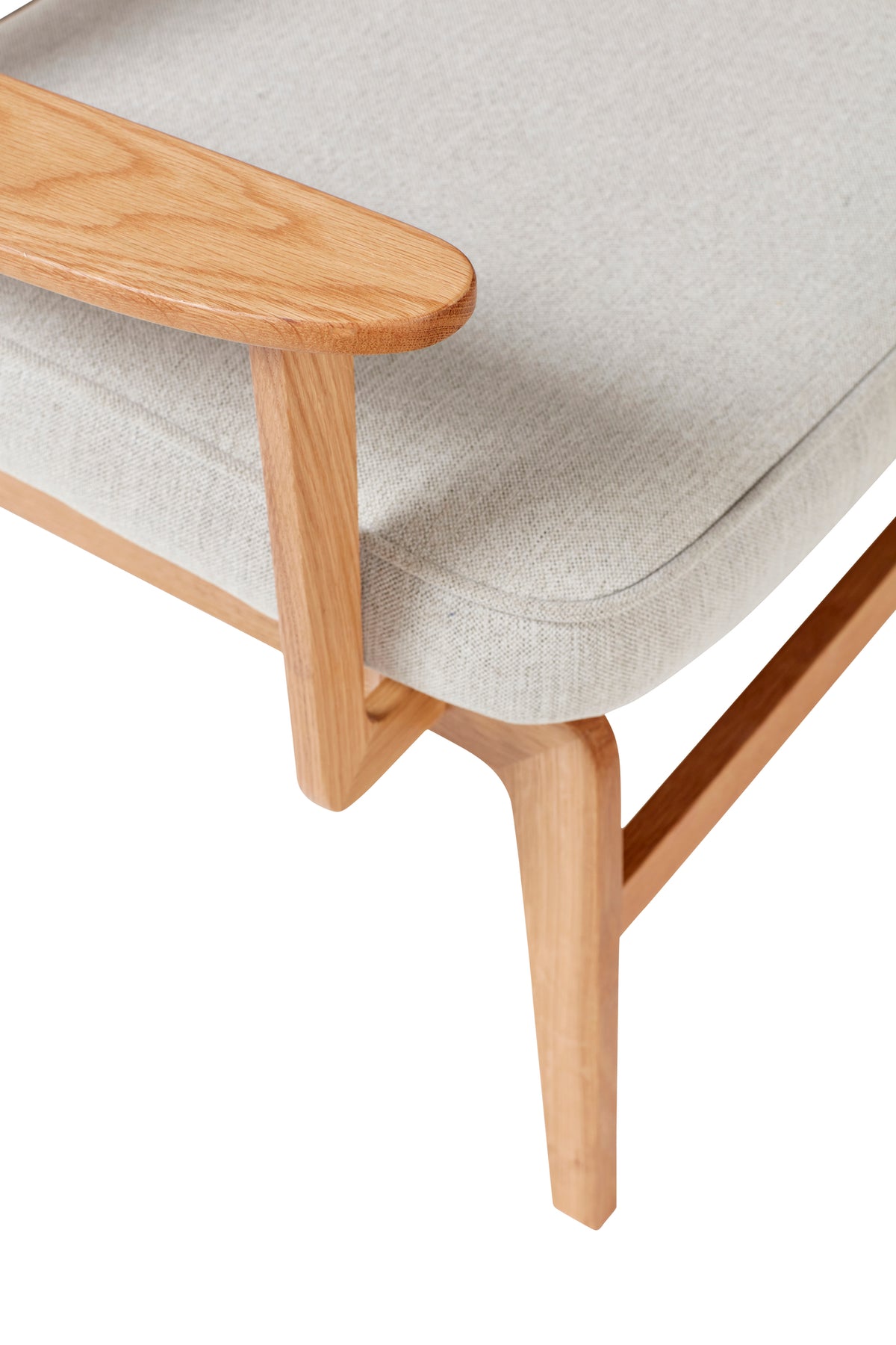 Poltrona Haze em Carvalho, Tecido Cinzento-Claro — 81 × 65 × 79 cm