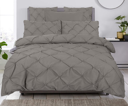 Salvador Duvet Cover in Taupe Cotton with Pintuck, 200 × 220 cm