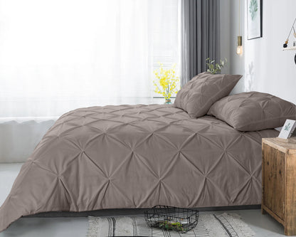 Salvador Duvet Cover in Taupe Cotton with Pintuck, 240 × 220 cm
