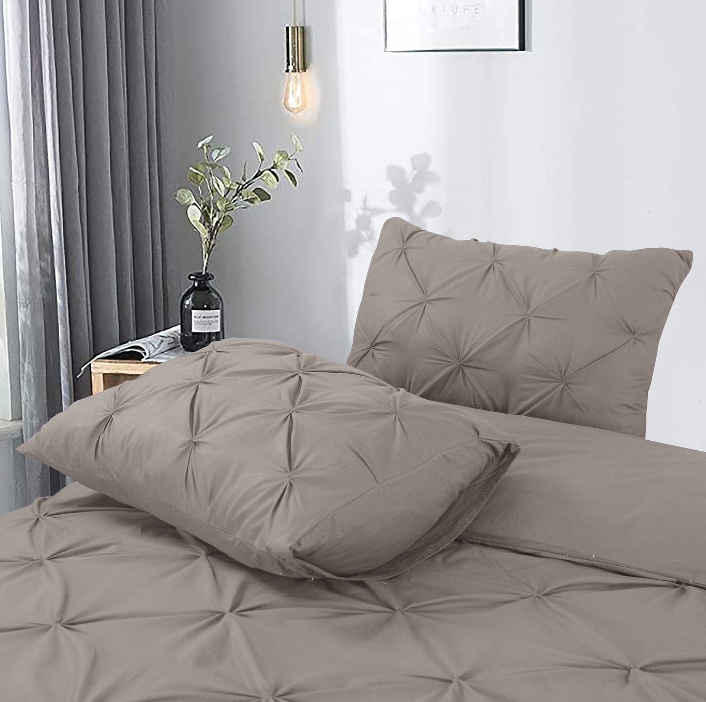 Salvador Duvet Cover in Taupe Cotton with Pintuck, 240 × 220 cm