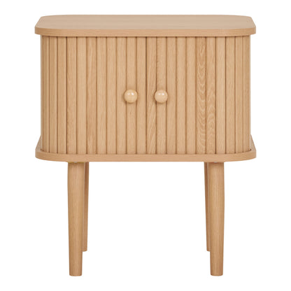 Mesa de Apoio Nikko de Duas Portas em Ripas Curvas, Natural — 45 × 40 × 50,5 cm