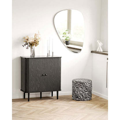 Aparador Nikko de Duas Portas em Ripas Curvas, Preto — 80 × 40 × 87 cm