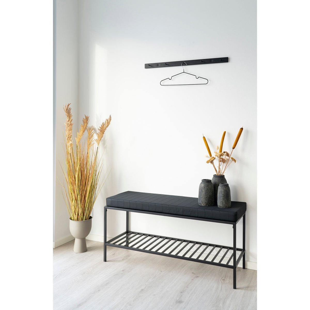 Perchero de Pared Vita de Acero Negro — 70 cm