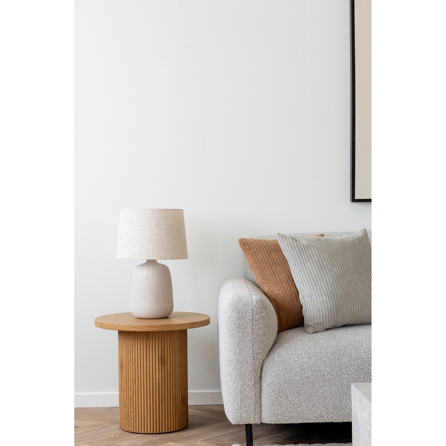 Candeeiro de Mesa Croft em Cerâmica com Acabamento Areado — 46 cm