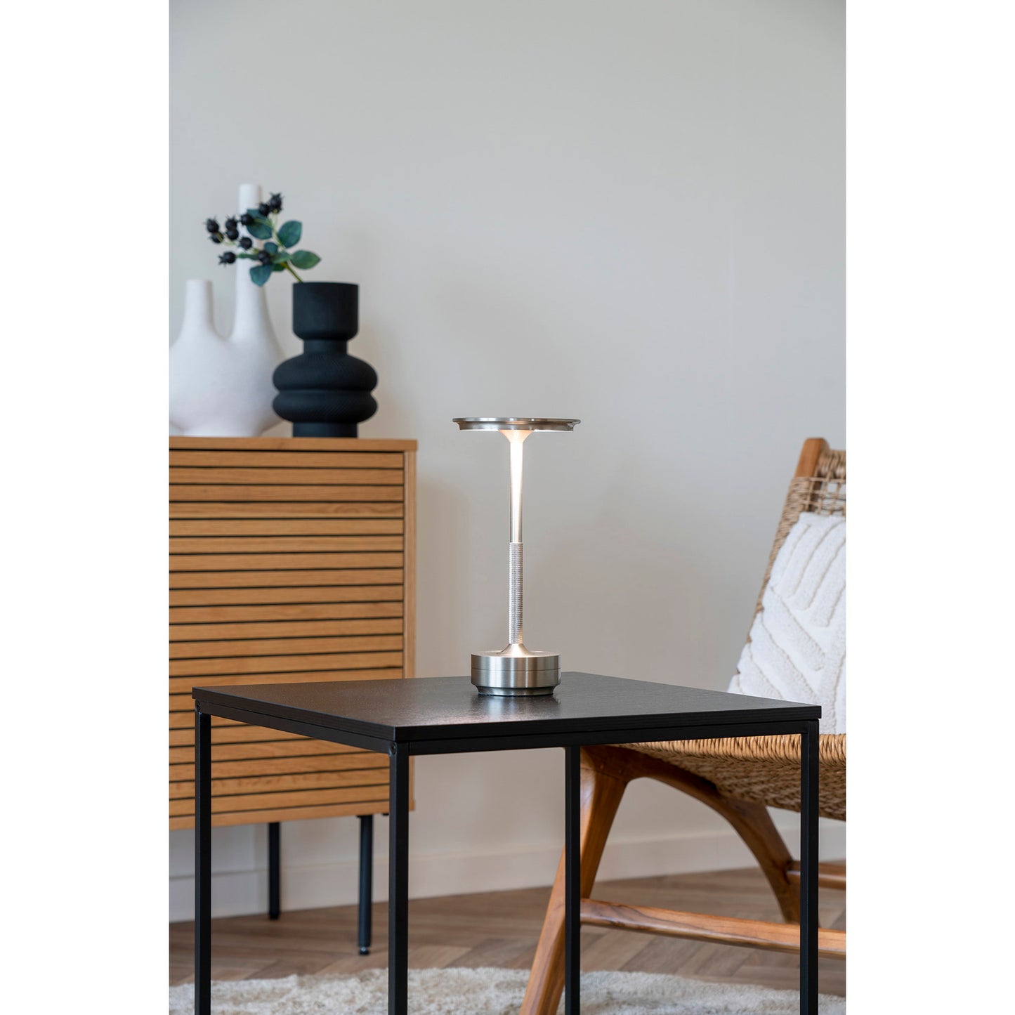 Candeeiro de Mesa Lyneham Recarregável, Metal Prateado