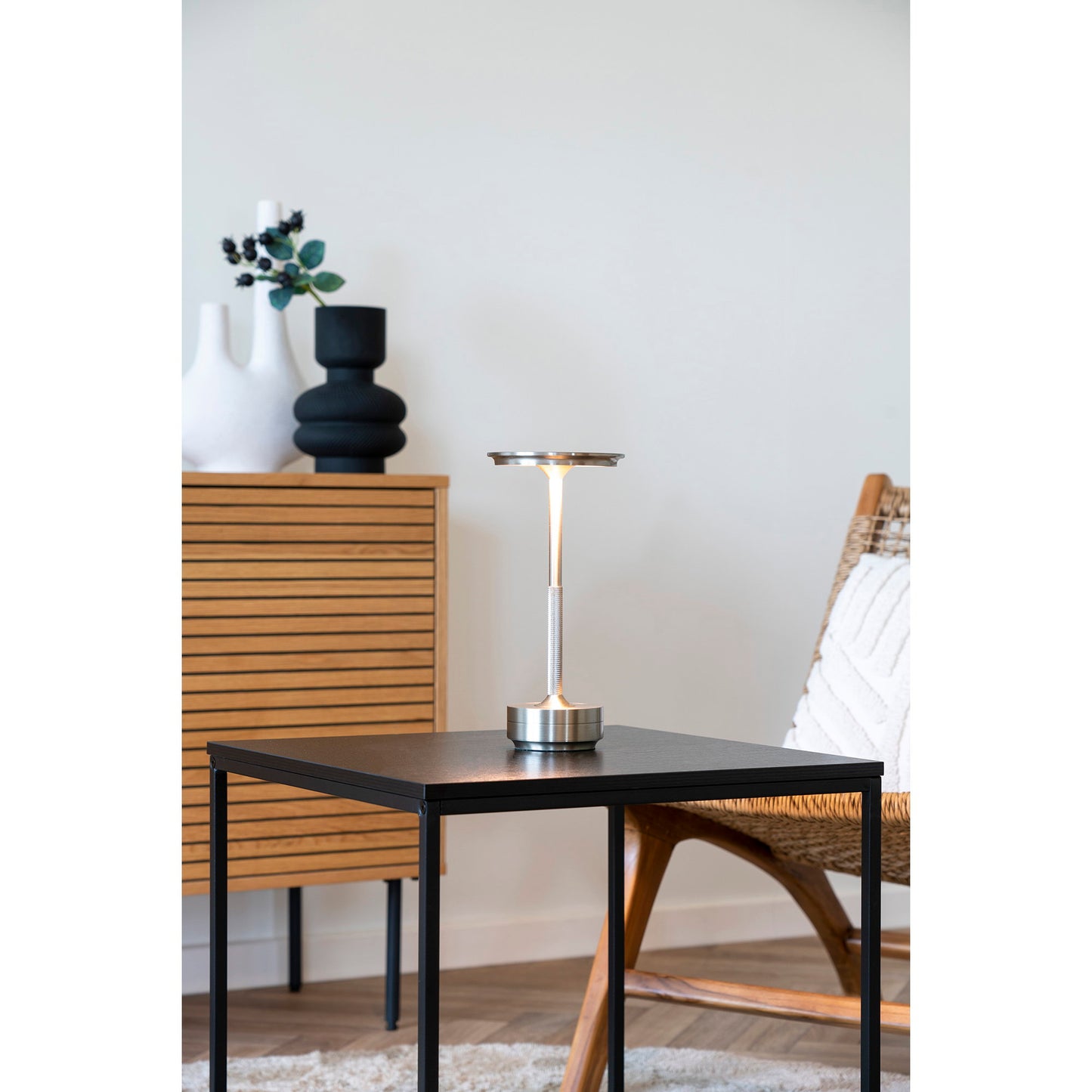 Candeeiro de Mesa Lyneham Recarregável, Metal Prateado