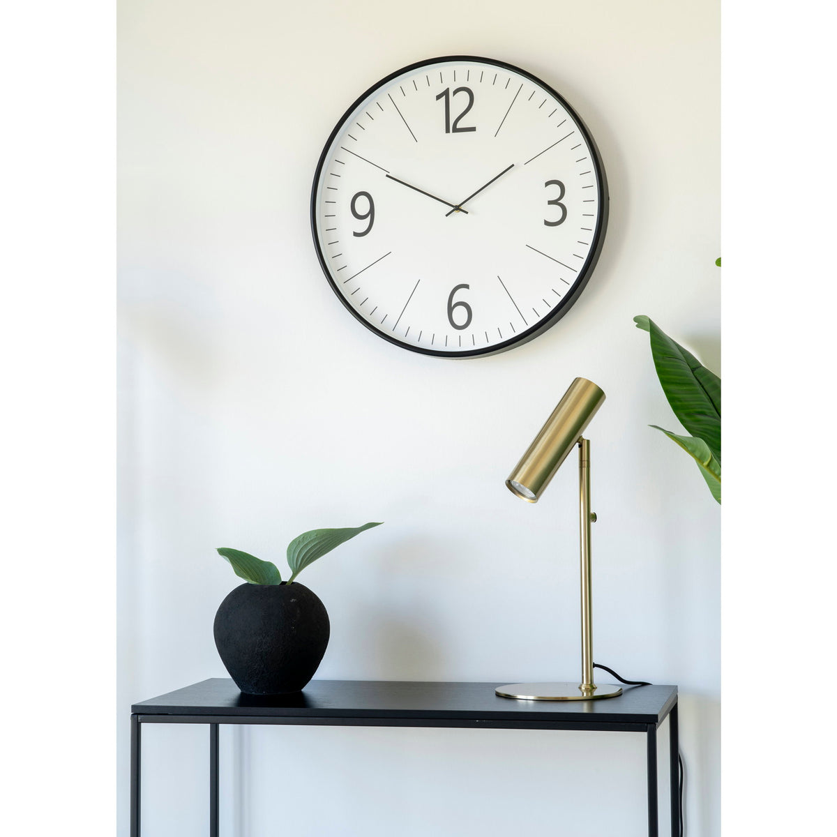 Candeeiro de Mesa Paris em Aço com Acabamento Latão — 47 cm