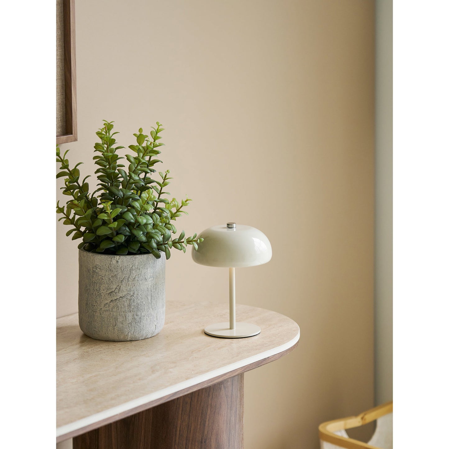 Margate Rechargeable Beige Metal Table Lamp — Ø 13 × 18 cm
