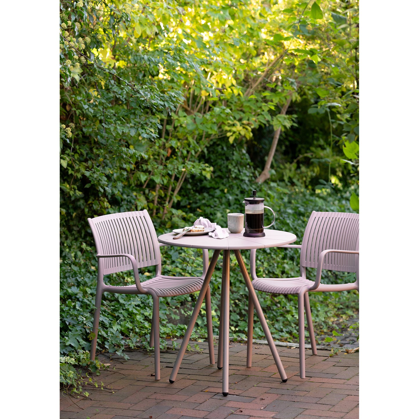 Mesa Bistrô Barletta em Polipropileno, Taupe — Ø 70 × 73,5 cm