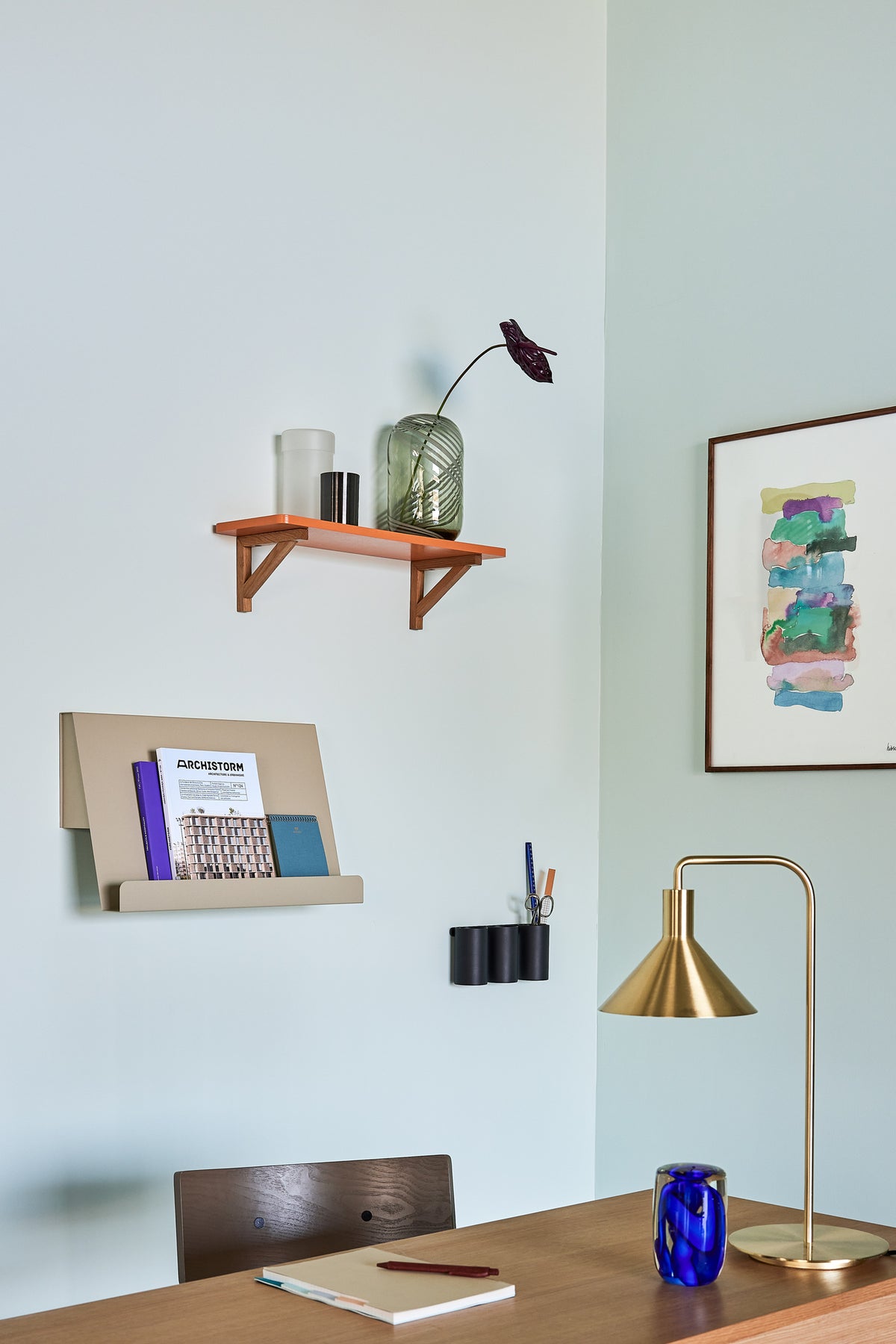 Focal Walnut Frame with Glass and Art Print — 50 × 70 cm