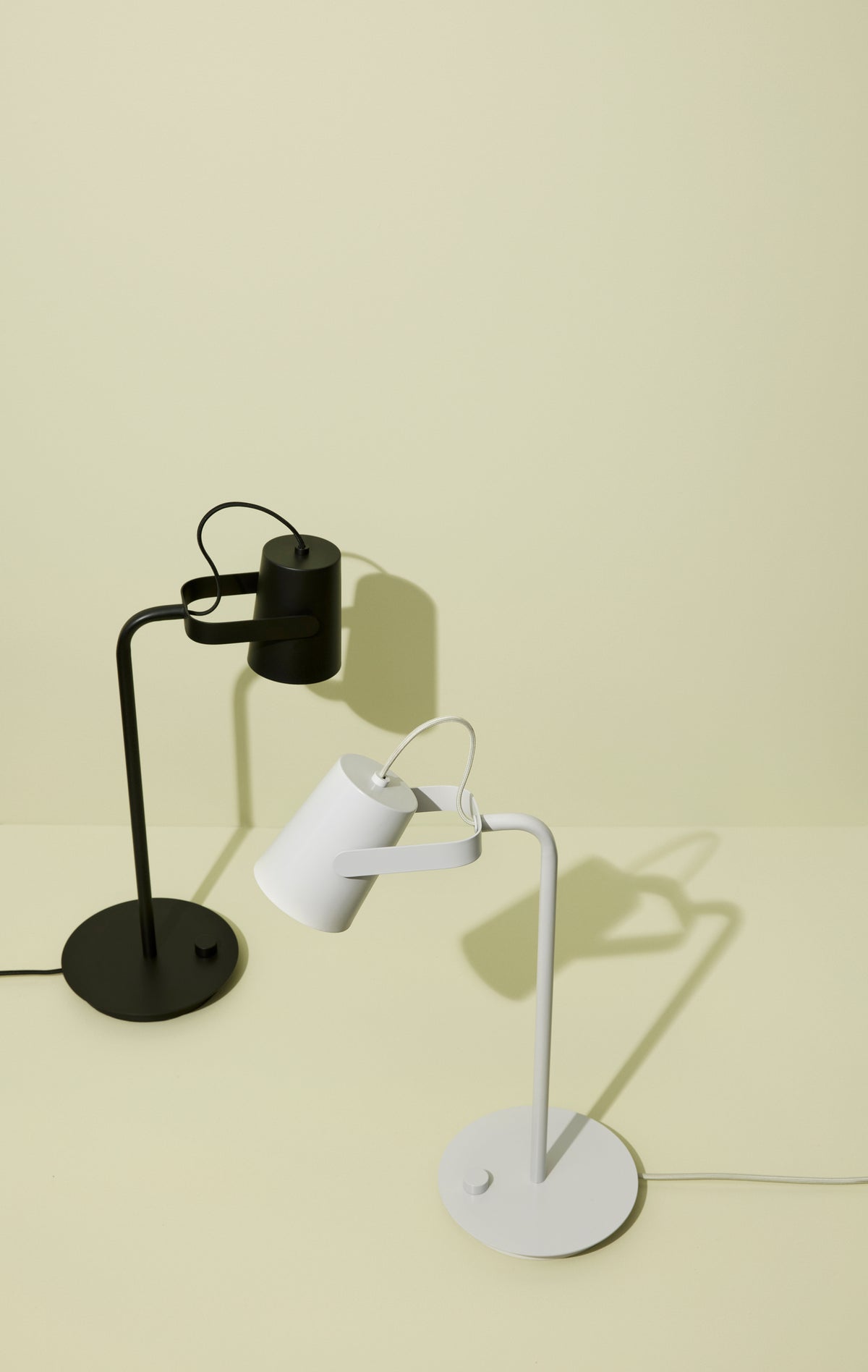 Candeeiro de Secretária Ardent em Ferro, Preto — 35 × 20 × 54 cm
