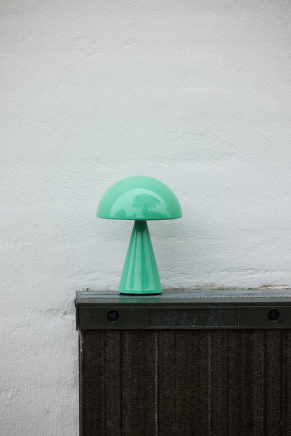Candeeiro Portátil Mush em Ferro, Verde — Ø 15 × 20 cm
