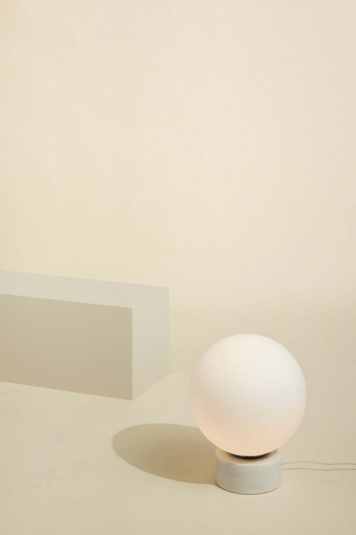 Frosted Glass and White Marble Spherical Table Lamp — Ø 40 × 50 cm