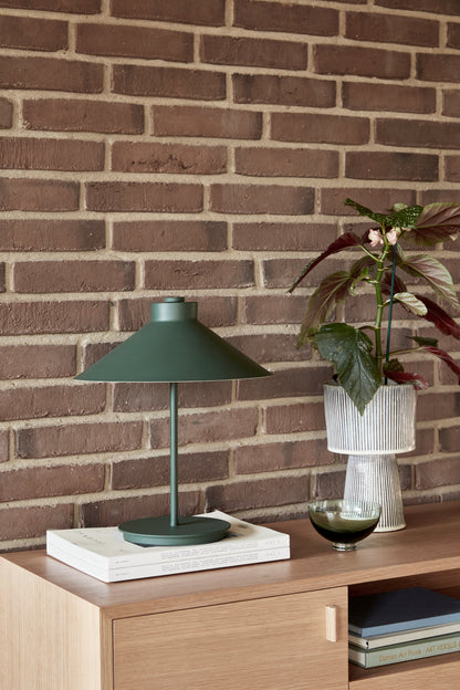 Shape Dark Green Iron Table Lamp — Ø 30 × 38 cm