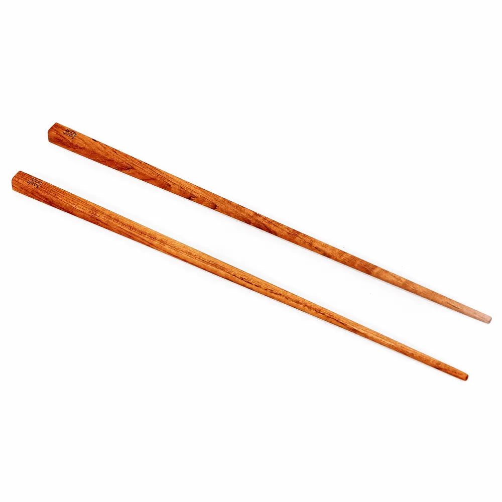 Pack de 4 Pauzinhos em Raiz de Teca — 23 cm