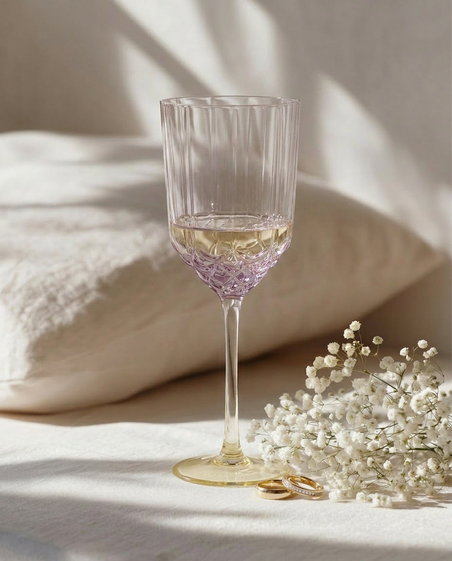 Pack de 6 Taças de Vinho Pink Blush em Vidro Reciclado, Lilás e Dourado — 24,5 cm