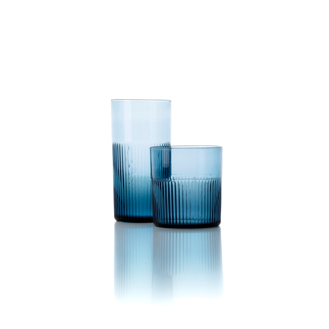 Pack de 6 Copos Altos Ondulados Azure em Vidro Reciclado, Azul — 15,3 cm