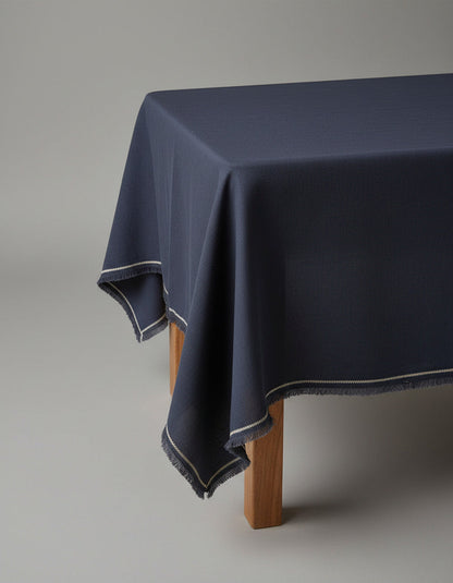 Toalha de Mesa Toscana em Linho Cinzento com Risca — 150 × 300 cm
