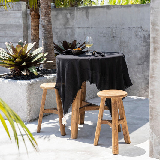 Toalha de Mesa em Linho — Preta — 150×150