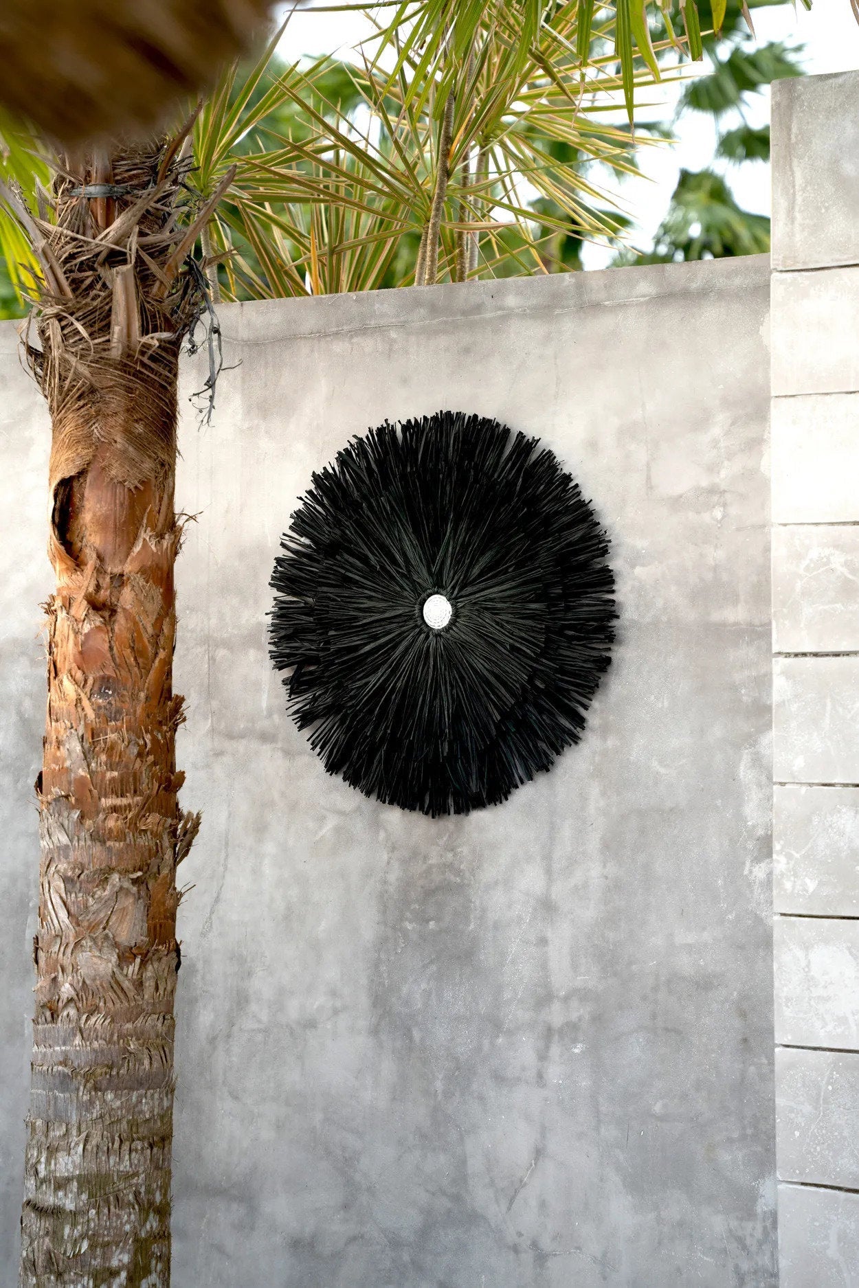 Juju Raffia Tapestry — Black