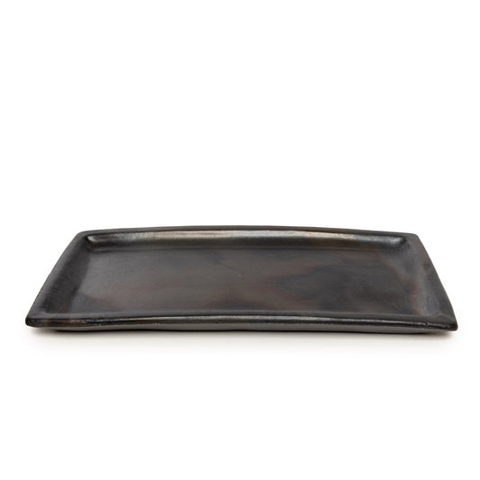 Prato de Sushi Queimado em Cerâmica Preta — 36 × 17 cm