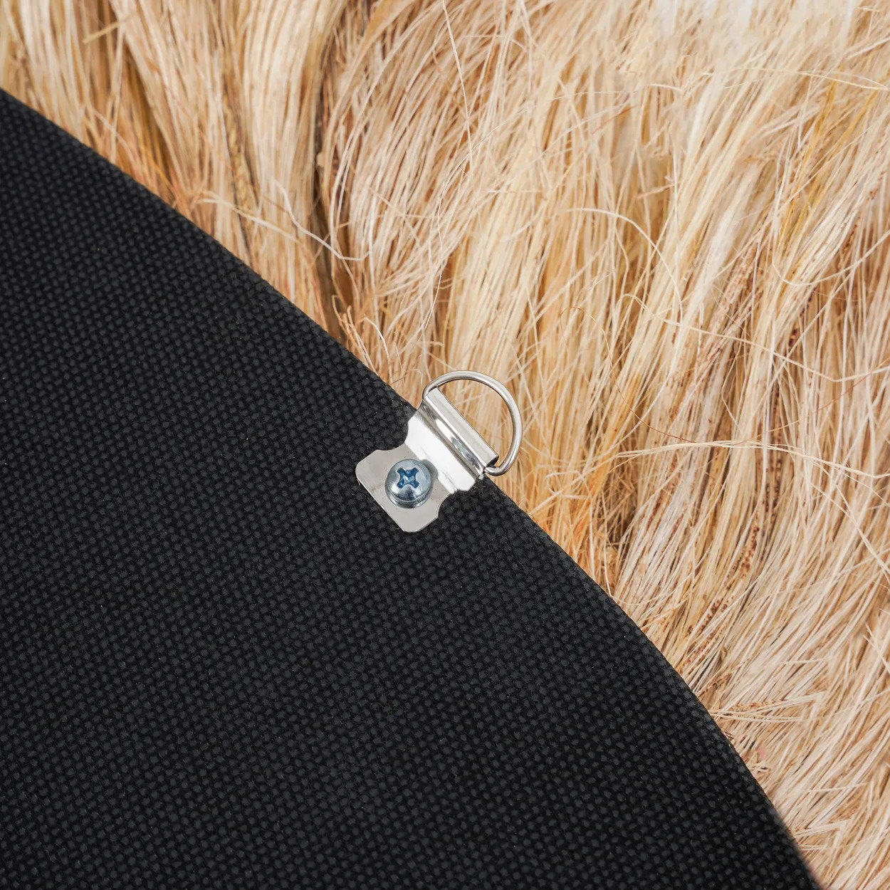 Espelho La Contessa com Moldura Arqueada em Abacá Natural — L