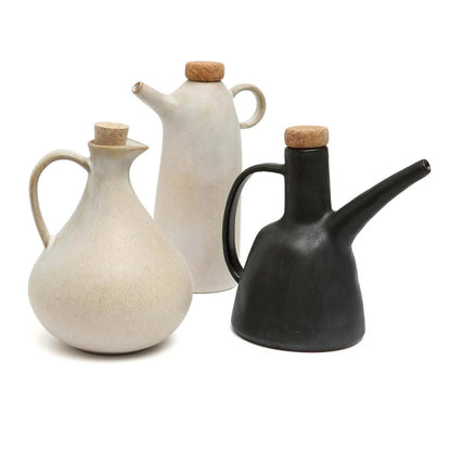White Stoneware Olive Oil Bottle No. 80 — 16.5 cm