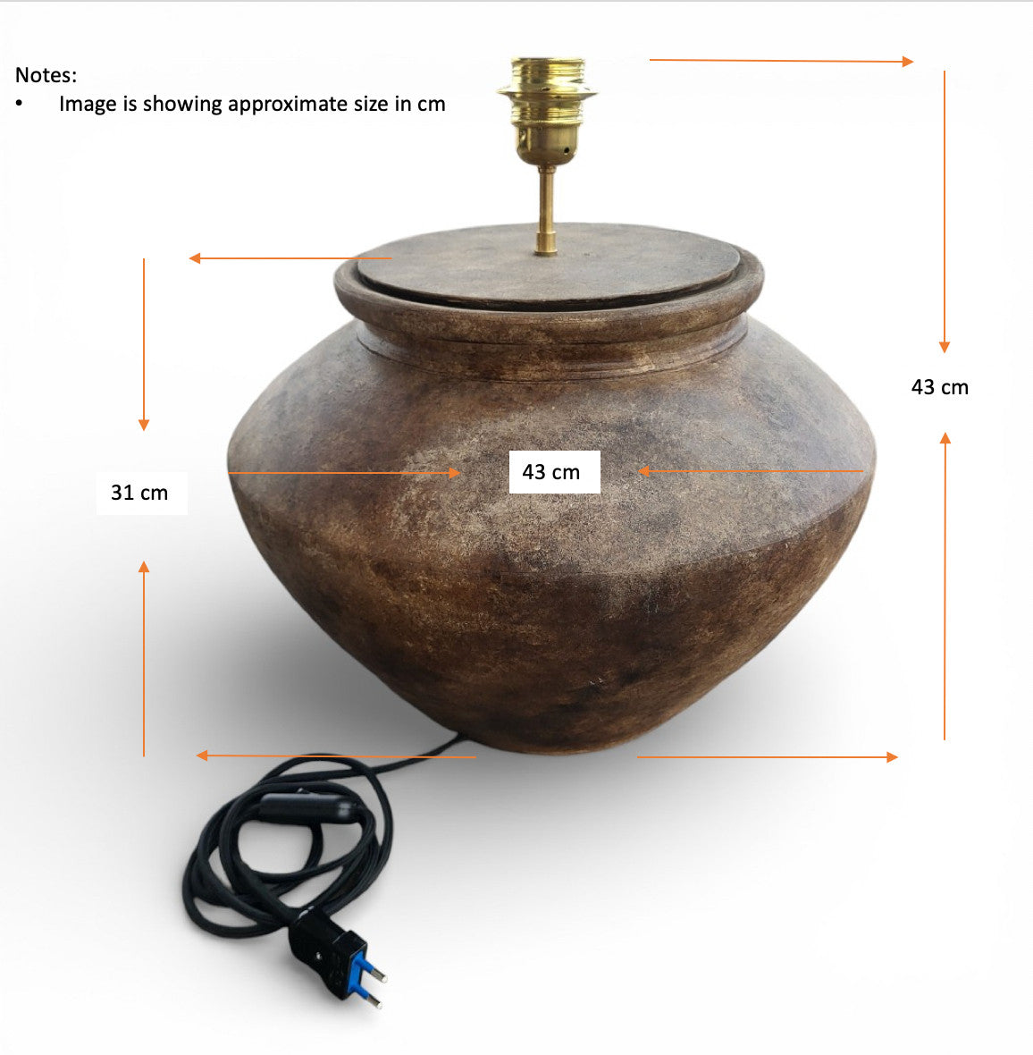 Candeeiro Terra Calm em ambiente de sala