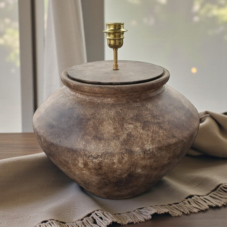Candeeiro Terra Calm — vista lateral